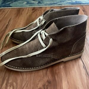 Steve Madden Suede Leather Chukka Boots size 9